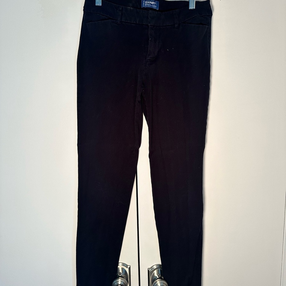 Old Navy Women’s Size 4 Tall Black Pixie Pant